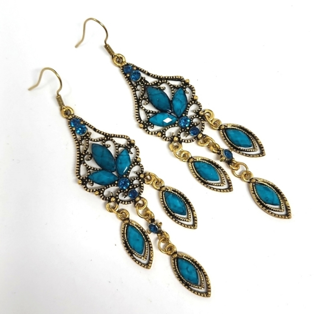 COPY - Boho Sapphire Dangling Earrings